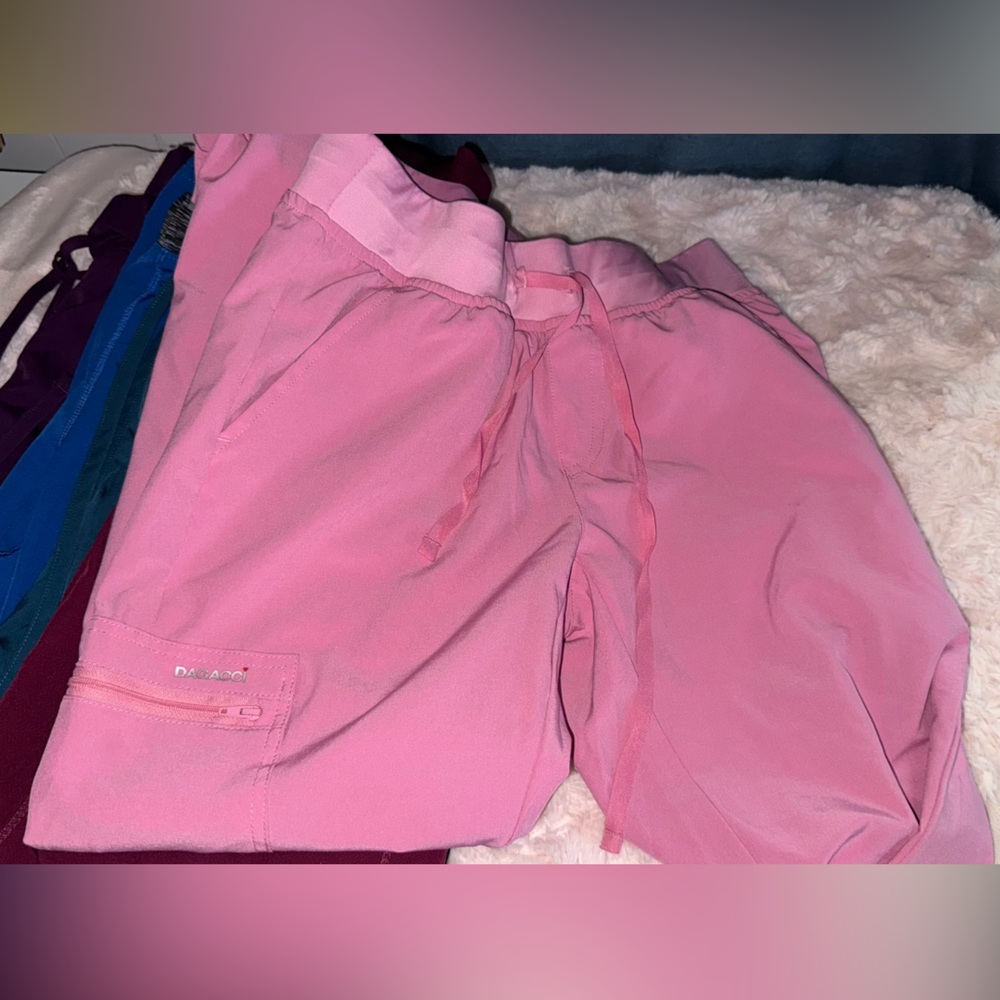 SCRUBS Bundle of 7 Assorted Color Activewear Pants Dickies & More - XS to S - Picture 11 of 16